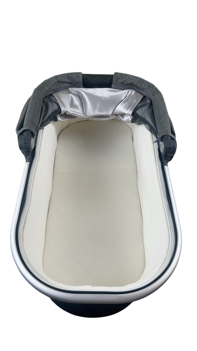 Shop UPPAbaby VISTA Stroller, 2017, Jordan (Grey Melange) at GoodBuy Gear