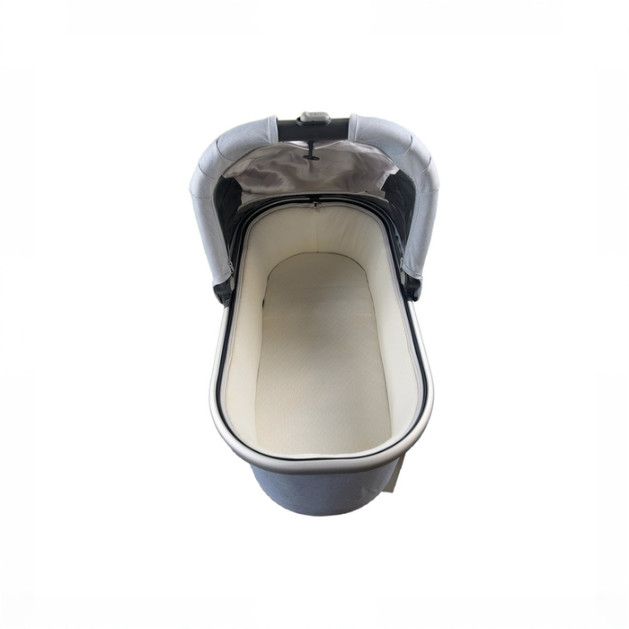 Shop UPPAbaby VISTA Stroller, 2018, William (Chambray Oxford) at GoodBuy Gear