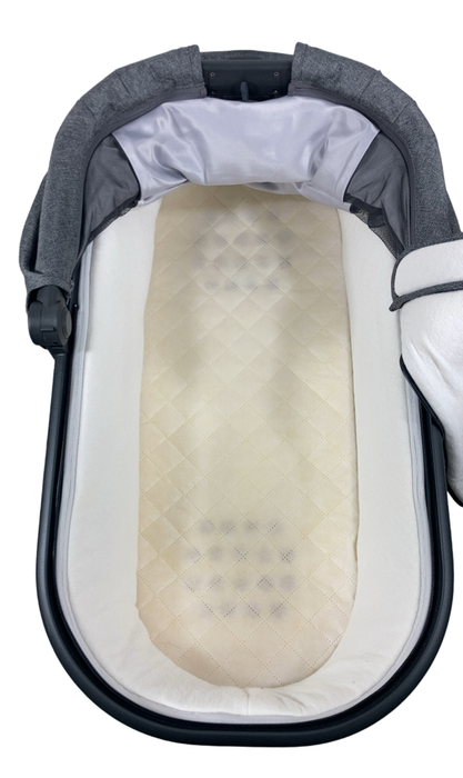 Shop UPPAbaby V2 Bassinet, Greyson (Charcoal Melange) at GoodBuy Gear
