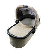 Shop UPPAbaby VISTA V2 Stroller, 2024, Liam (Oat Melange/Carbon) at GoodBuy Gear