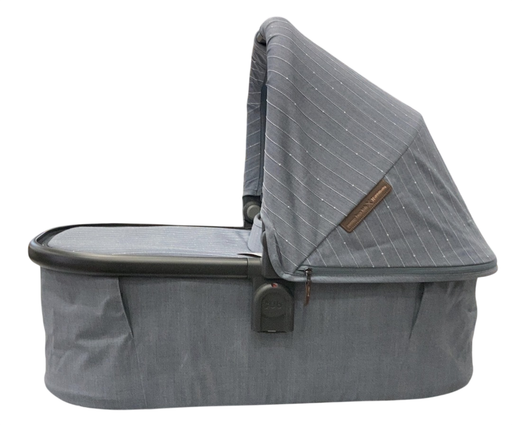 Shop UPPAbaby V3 Bassinet, Paige (Blue Melange) at GoodBuy Gear