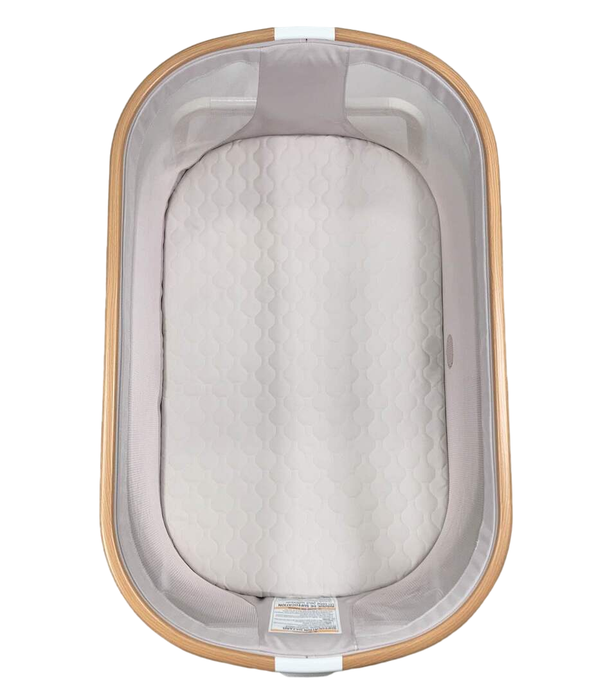 Shop Maxi-Cosi Iora Bedside Bassinet, Horizon Sand at GoodBuy Gear