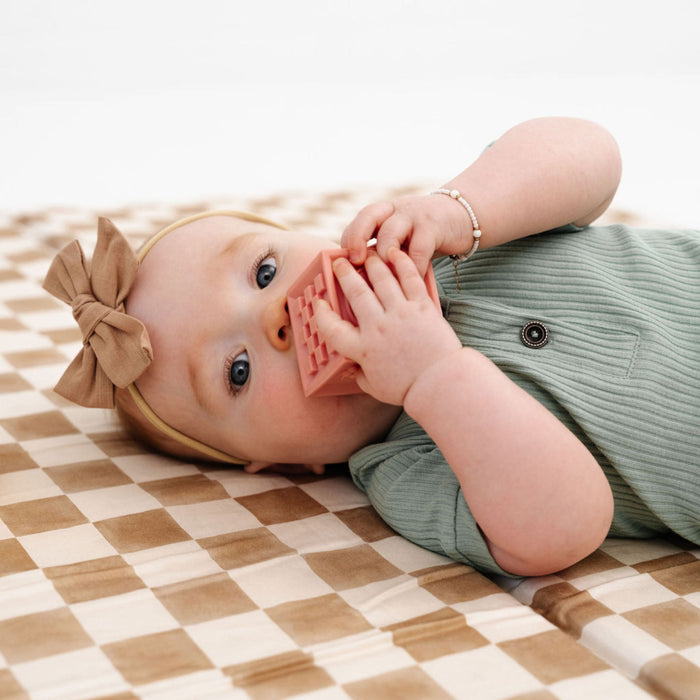 Toki Kids Checker Toffee Organic Cotton Mat