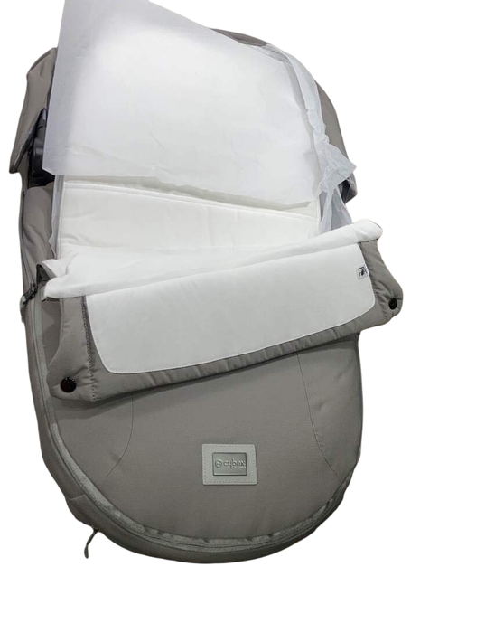 Shop Cybex PRIAM Lux Carry Cot, Soho Grey at GoodBuy Gear