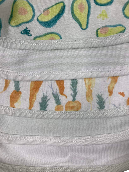 Shop Burt's Bees Baby Organic Lap Shoulder Bibs, Carrots & Avocados at GoodBuy Gear