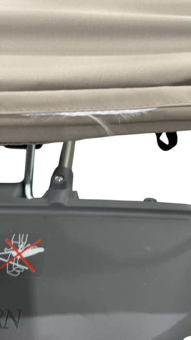 Shop BabyBjorn Bouncer Bliss, Black Frame, Sand Gray Cotton Classic Quilt at GoodBuy Gear