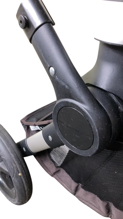 Shop Bugaboo Fox Stroller, 2018, Aluminum, Grey Melange, Midnight Black at GoodBuy Gear