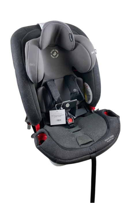Shop Maxi-Cosi Magellan XP Max All-in-One Convertible Car Seat, 2020, Nomad Black at GoodBuy Gear