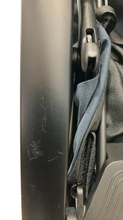 Shop Joolz Aer2 Lightweight Travel Stroller, 2025, Dark Navy at GoodBuy Gear