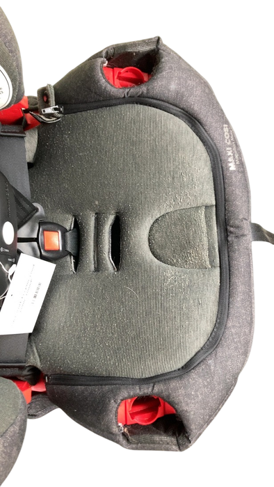 Shop Maxi-Cosi Magellan XP Max All-in-One Convertible Car Seat, 2020, Nomad Black at GoodBuy Gear