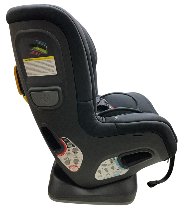 Shop UPPAbaby Rove Convertible Car Seat, Jake (Charcoal), 2024 at GoodBuy Gear