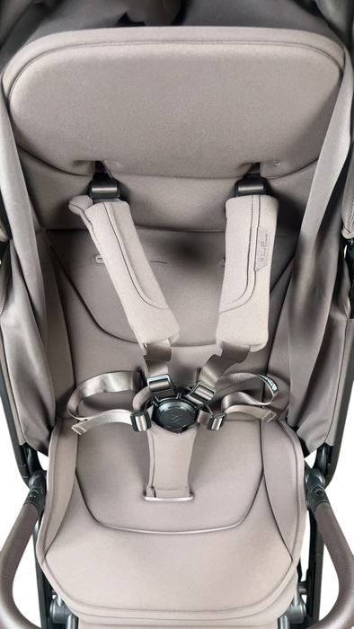 Shop Silver Cross Nia Stroller and Bassinet, Chocolate, 2025 at GoodBuy Gear