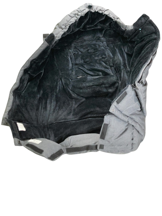 Shop 7 A.M. Enfant Blanket 212 Evolution, Tundra Heather Grey Black Faux Fur at GoodBuy Gear