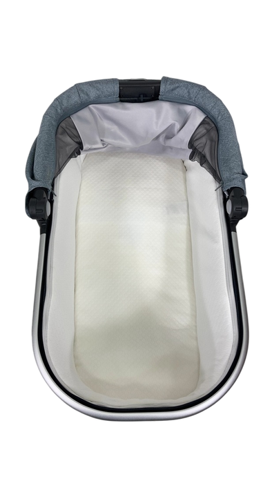Shop UPPAbaby V2 Bassinet, Gregory (Blue Melange) at GoodBuy Gear