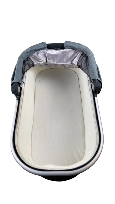 Shop UPPAbaby VISTA Stroller, 2018, Gregory (Blue Melange) at GoodBuy Gear