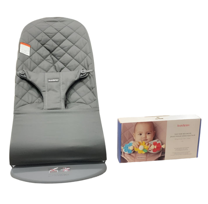 Shop BabyBjorn Bouncer Bliss Bundle With Toy Bar, Flying Friends, Dark Gray Frame, Anthracite Cotton Classic Quilt at GoodBuy Gear