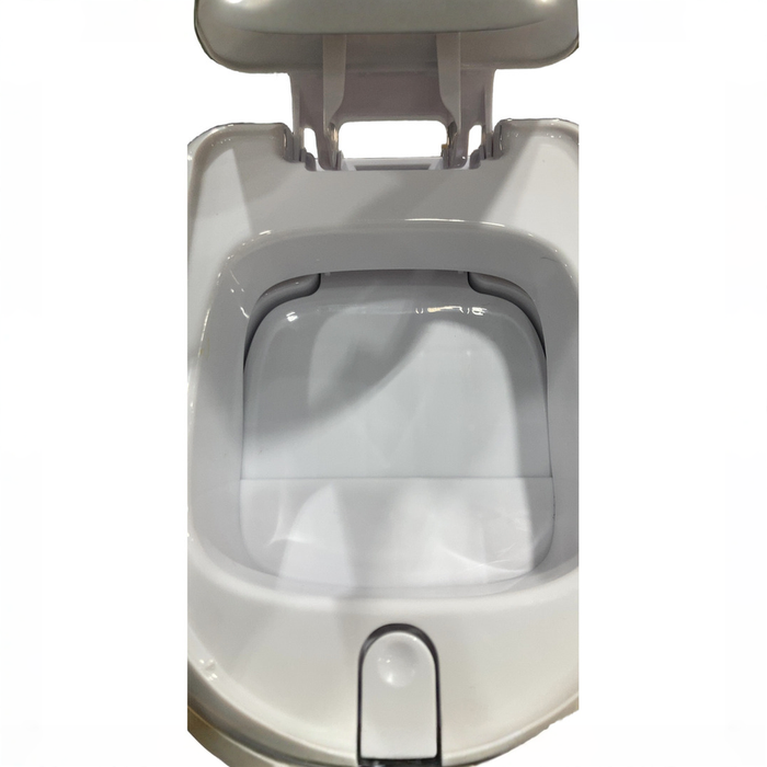 Shop Diaper Genie Platinum Diaper Pail, Sage Green at GoodBuy Gear