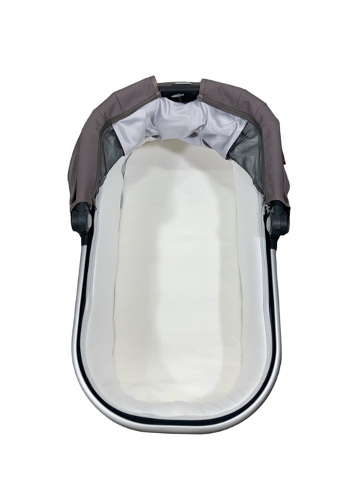 Shop UPPAbaby V2 Bassinet, Theo (Dark Taupe) at GoodBuy Gear
