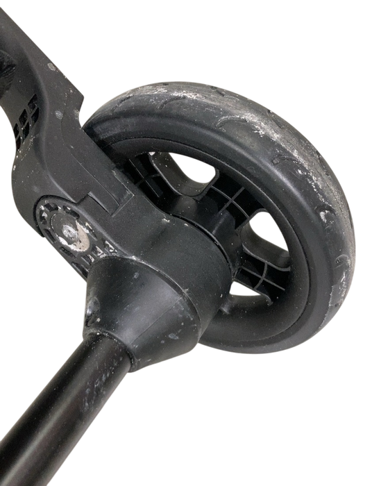 Shop Colugo Compact Stroller, 2023, Olive at GoodBuy Gear