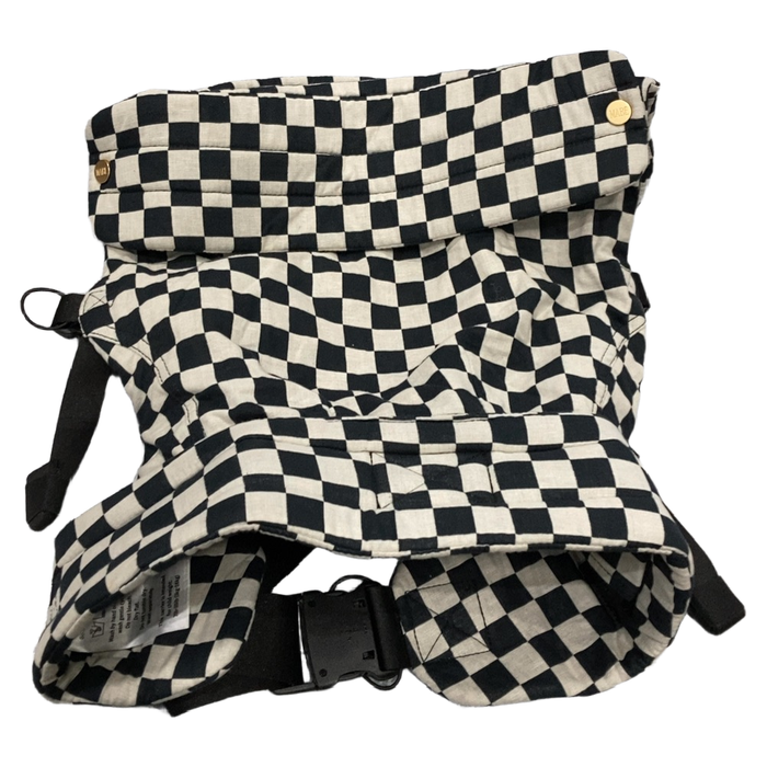 Shop Mabē The Monarch Carrier, Ebony Check at GoodBuy Gear