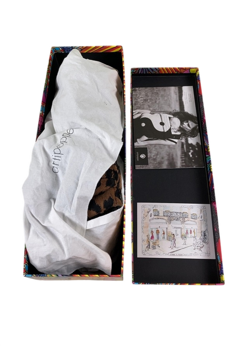 Shop Artipoppe Zeitgeist Cotton Carrier, Leopard Classic at GoodBuy Gear