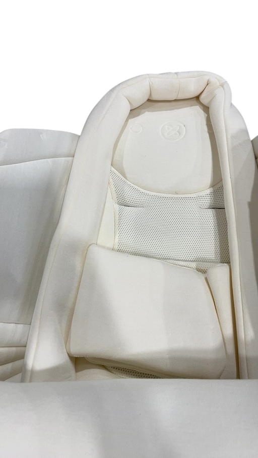 Shop Silver Cross Newborn Pod, Stone at GoodBuy Gear