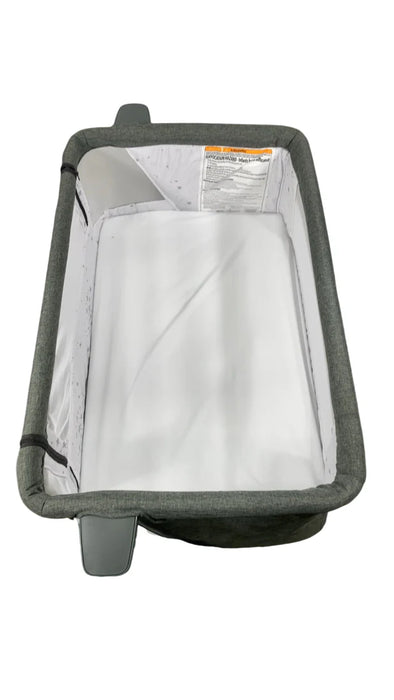 Dream On Me Skylar Bassinet and Bedside Sleeper, Grey