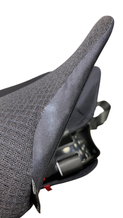 Shop WAYB Pico Portable Car Seat Bundle, 2022, Jet, with Carry Bag at GoodBuy Gear