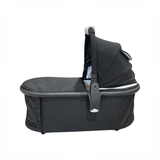 Shop Mockingbird Bassinet, 2026+, Black at GoodBuy Gear