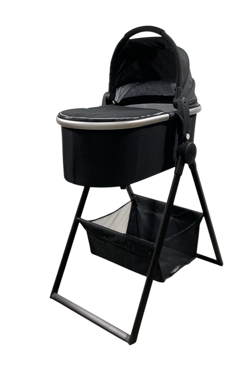 Shop Mockingbird Bassinet with Stand, Black at GoodBuy Gear