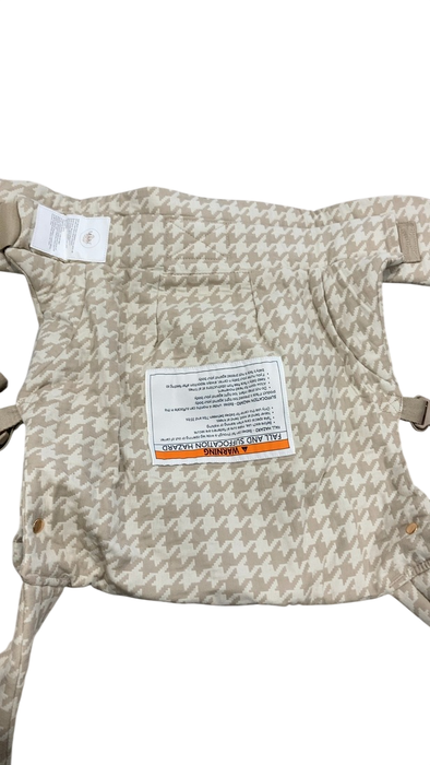 Shop Mabē The Monarch Carrier, Houndstooth at GoodBuy Gear