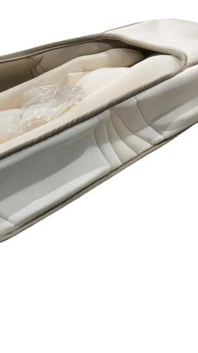 Shop Silver Cross Newborn Pod, Earth at GoodBuy Gear
