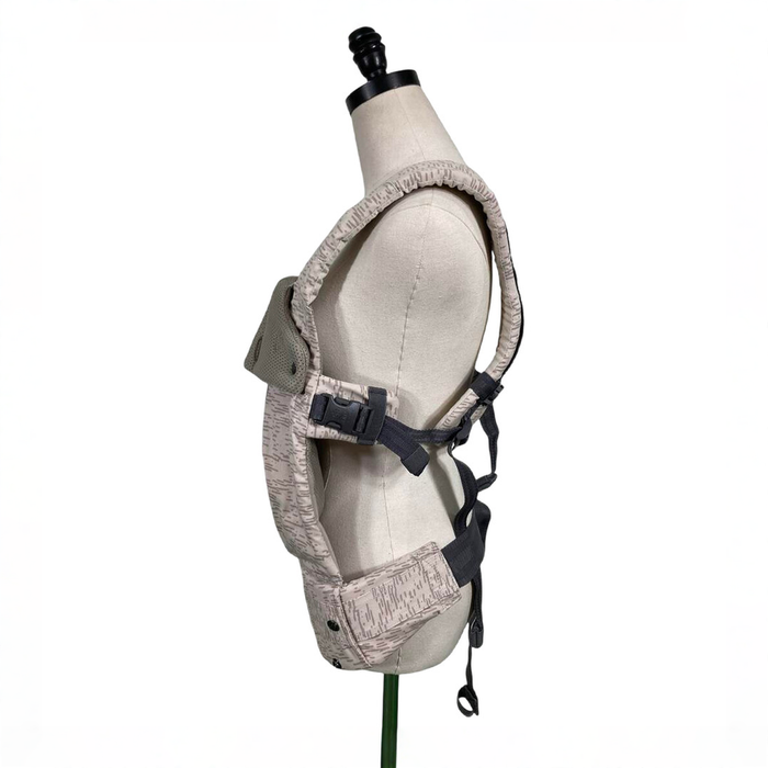 Shop Lillebaby Complete All Seasons Baby Carrier, Coastal Sands at GoodBuy Gear