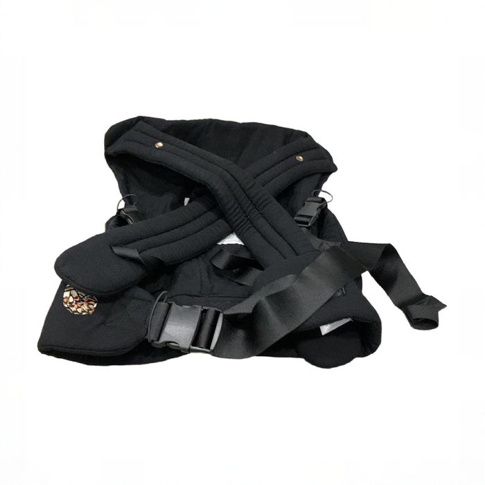 Shop Mabē The Monarch Carrier, Ebony at GoodBuy Gear