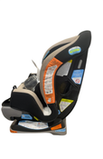 Shop Graco Extend2Fit 3-in-1 Convertible Car Seat, 2023, Stocklyn at GoodBuy Gear