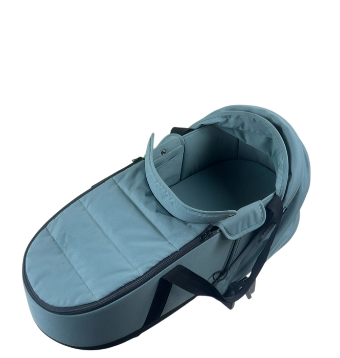 Shop Babyzen YOYO Bassinet, Aqua at GoodBuy Gear