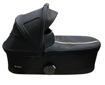 Shop Cybex Cot S, Moon Black, 2024 at GoodBuy Gear