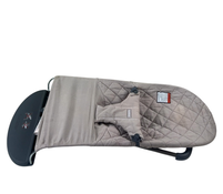 Shop BabyBjorn Bouncer Bliss, Dark Gray Frame, Sand Gray Cotton Classic Quilt at GoodBuy Gear