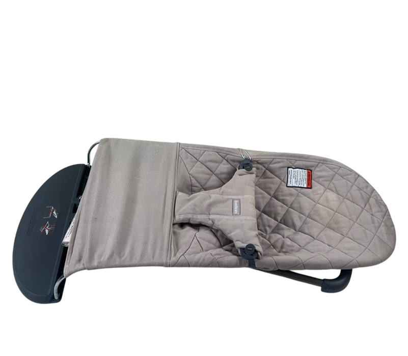 Shop BabyBjorn Bouncer Bliss, Dark Gray Frame, Sand Gray Cotton Classic Quilt at GoodBuy Gear