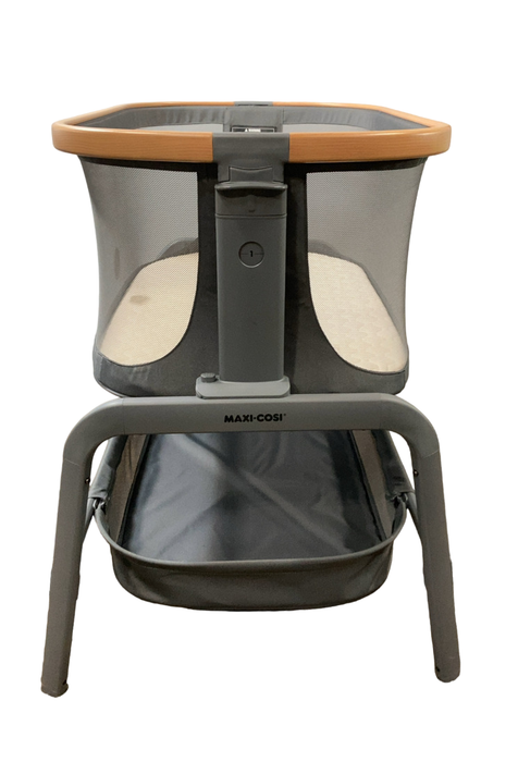 Shop Maxi-Cosi Iora Bedside Bassinet, Essential Graphite at GoodBuy Gear