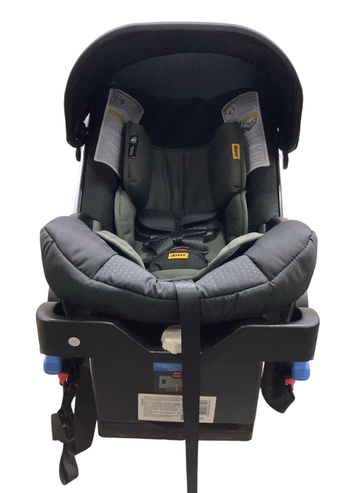 Shop Doona Infant Car Seat & Stroller Combo, 2024, Nitro black at GoodBuy Gear