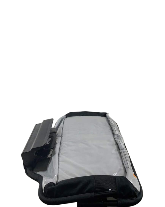 Shop 4moms Breeze Flip Changer at GoodBuy Gear