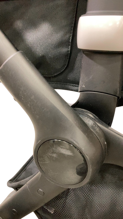 Shop Bugaboo Fox 5 Stroller, 2023, Black, Midnight Black at GoodBuy Gear