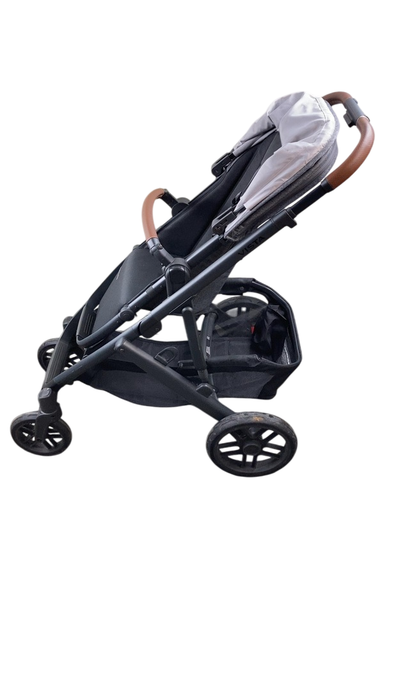 Shop UPPAbaby VISTA V2 Stroller, 2023, Greyson (Charcoal Melange) at GoodBuy Gear