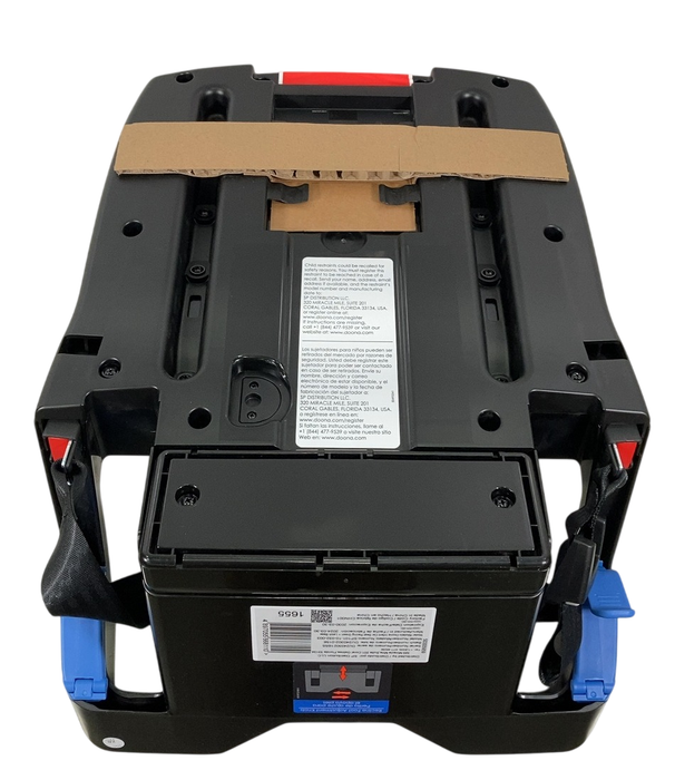 Shop Doona Infant Car Seat & Stroller Combo, 2024, Racing Green at GoodBuy Gear