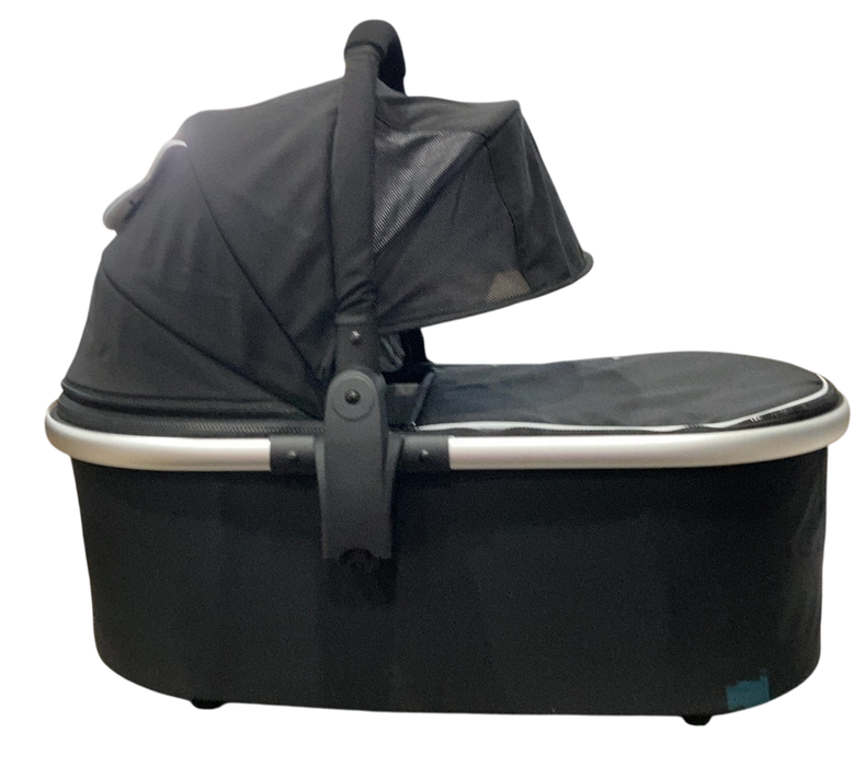 Shop Mockingbird Bassinet 2.0, Black at GoodBuy Gear