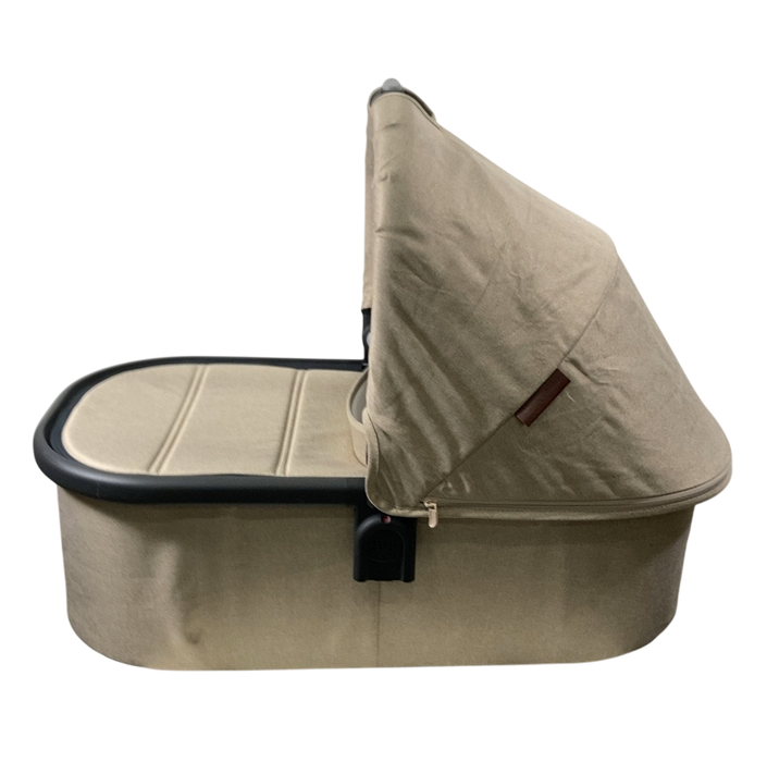 Shop UPPAbaby VISTA V2 Stroller, 2024, Liam (Oat Melange/Carbon) at GoodBuy Gear