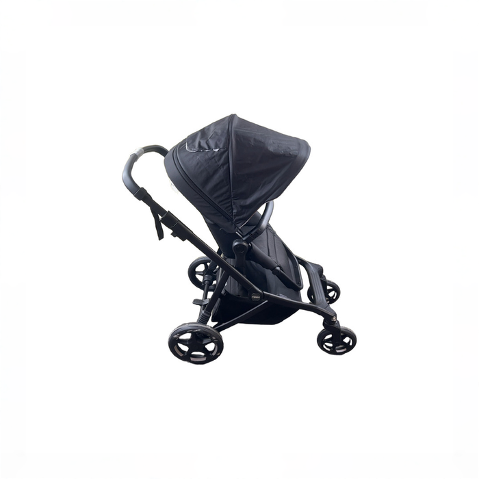 Shop Thule Sleek 2 Stroller, Black on Black, 2026 at GoodBuy Gear