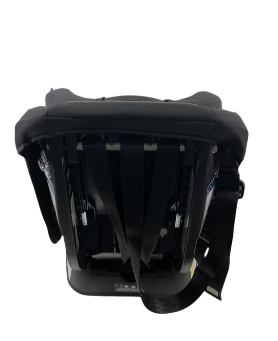 Shop Graco TrioGrow SnugLock 3-in-1 Car Seat, 2023, Leland at GoodBuy Gear