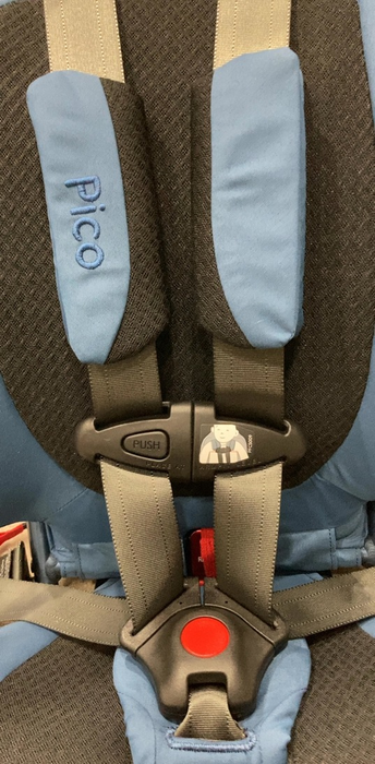 Shop WAYB Pico Portable Car Seat, 2022, Midnight Sky at GoodBuy Gear